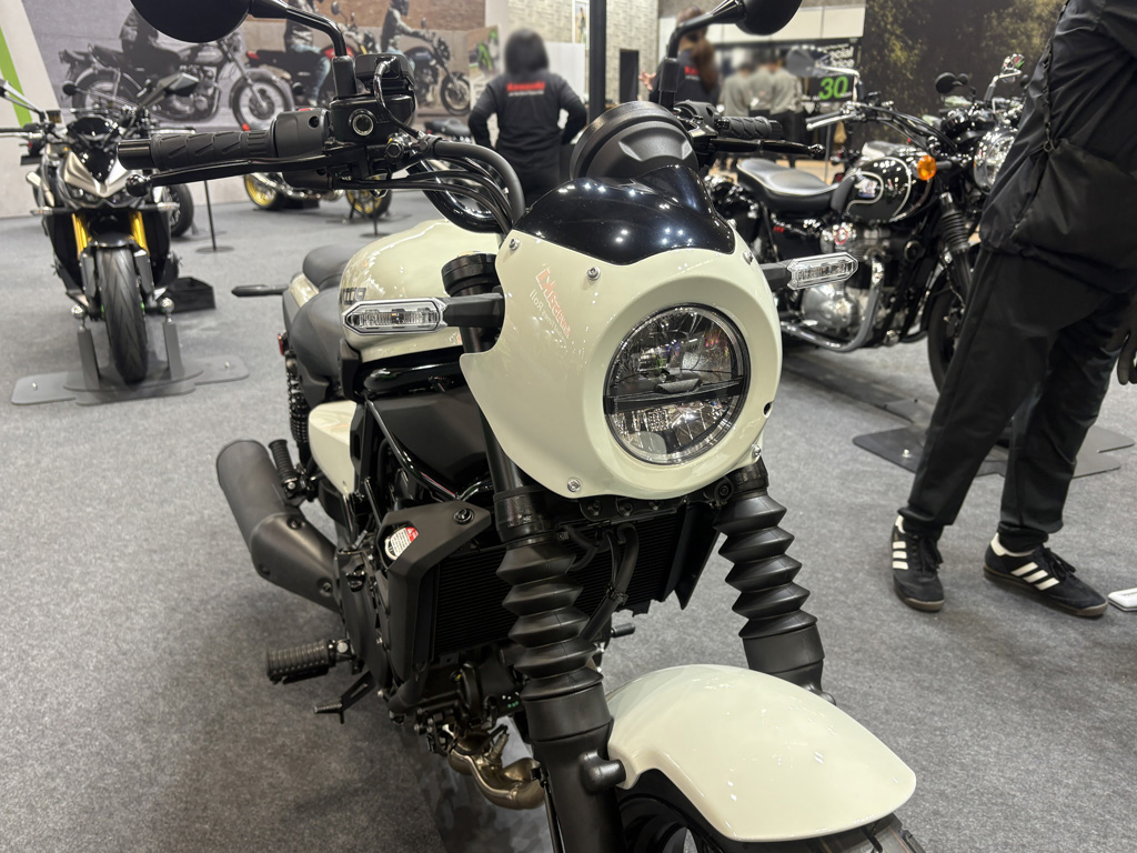 最終日 定価￥162,800 モダンヴィンテージで蘇る傑作モーターサイクル maxresdefault.jpg