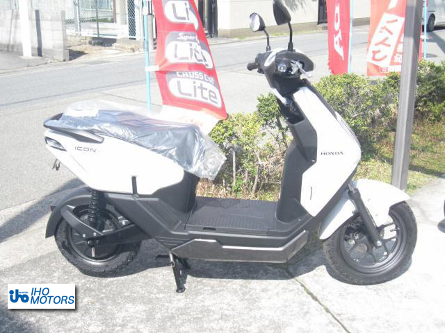ホンダ　ICON e: