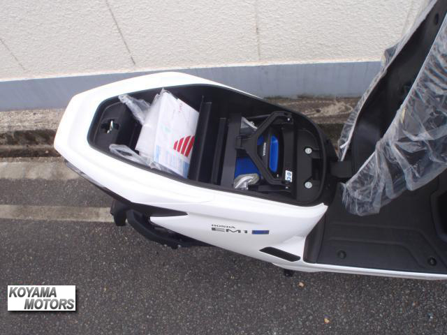 ホンダ EM1 e: