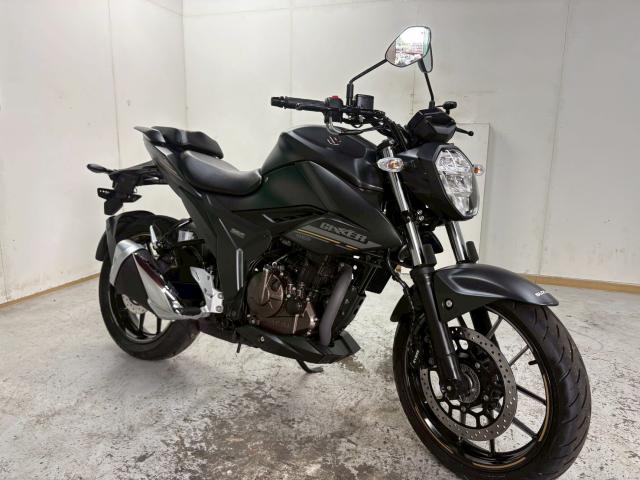 スズキ　ジクサー250