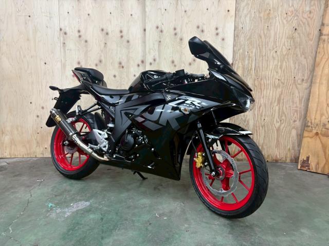 スズキ　GSX-R125 ABS