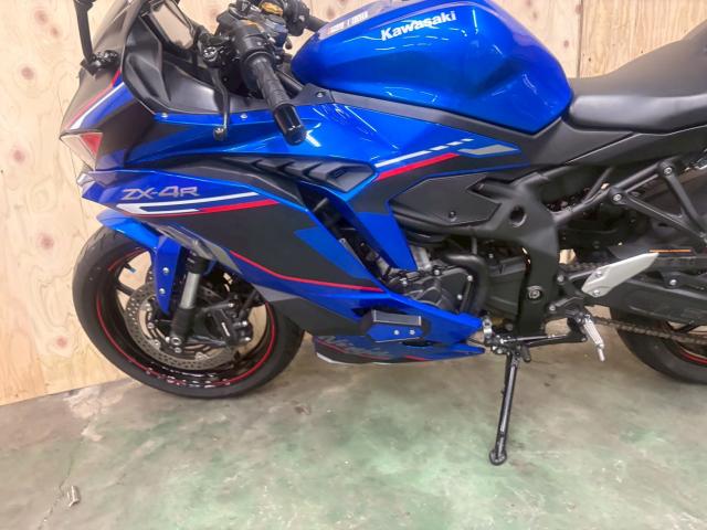 カワサキ Ninja ZX-4R SE
