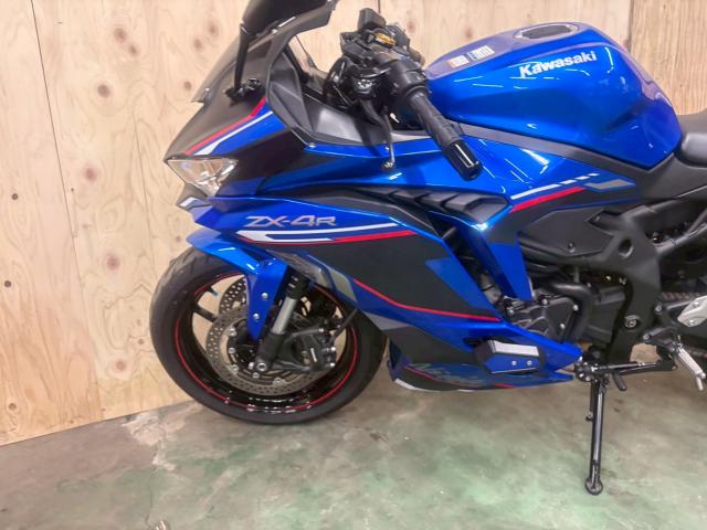 カワサキ Ninja ZX-4R SE