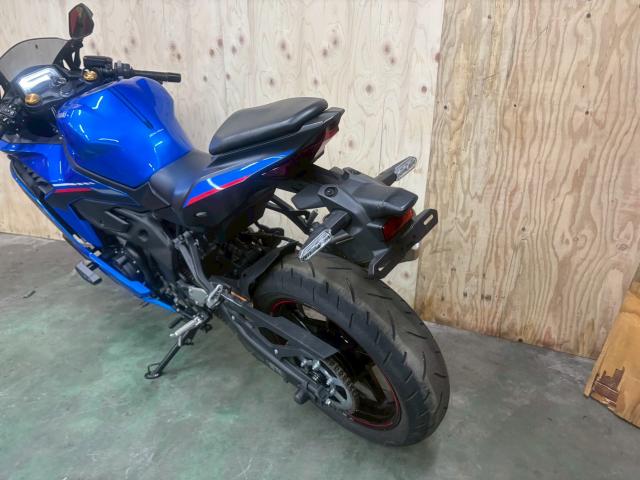 カワサキ Ninja ZX-4R SE