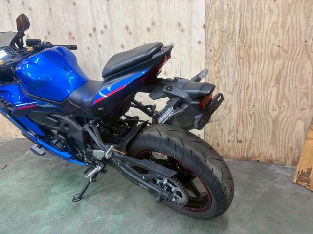 カワサキ Ninja ZX-4R SE