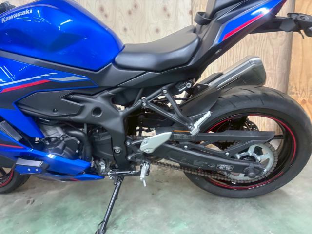 カワサキ Ninja ZX-4R SE