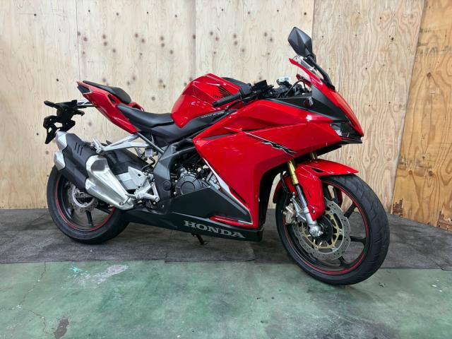 ホンダ　CBR250RR