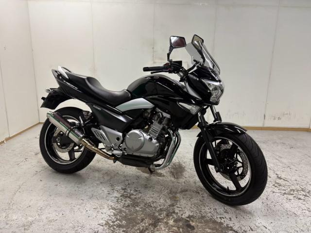 スズキ　GSR250