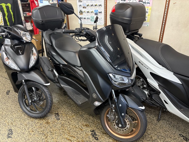 ヤマハ　NMAX125