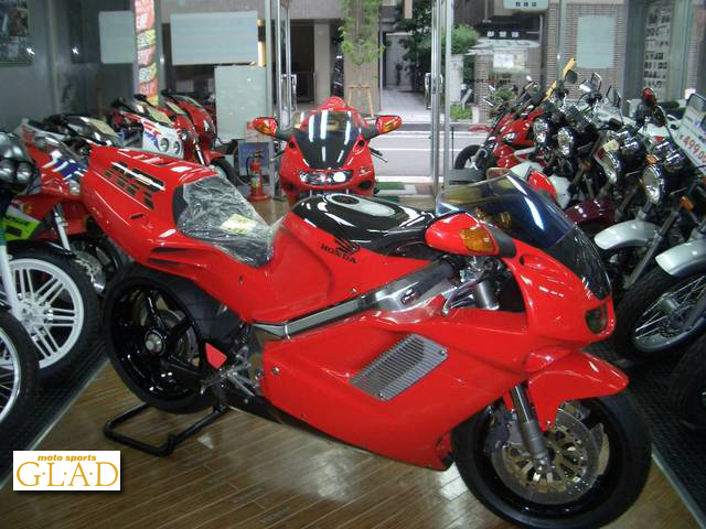 ホンダ NR750