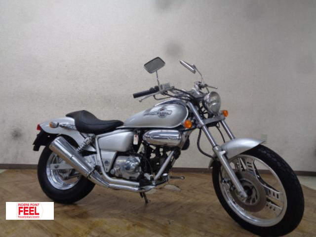 ホンダ　マグナ50