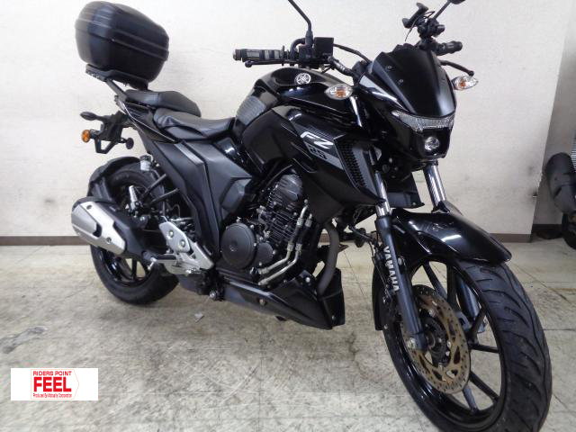 ヤマハ　FZ25