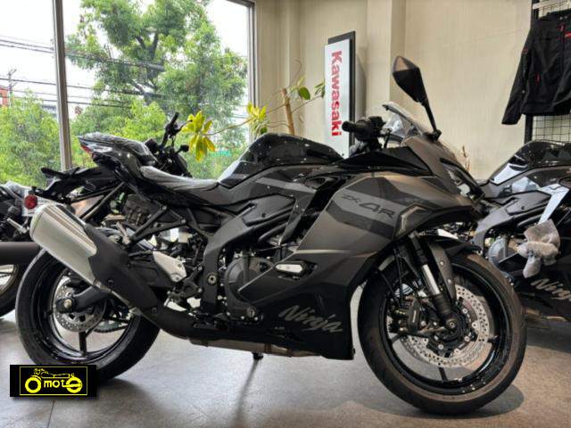カワサキ　Ninja ZX-4R SE