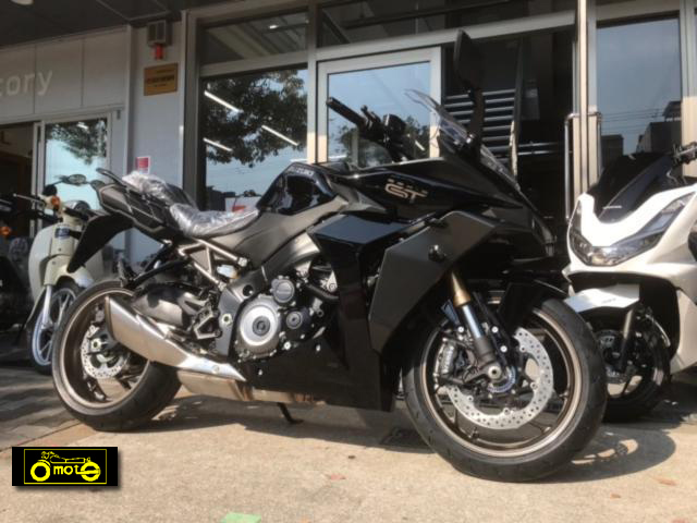スズキ　GSX-S1000GT