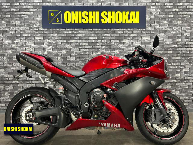 ヤマハ　YZF-R1