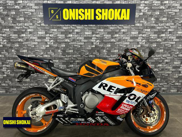 ホンダ　CBR1000RR