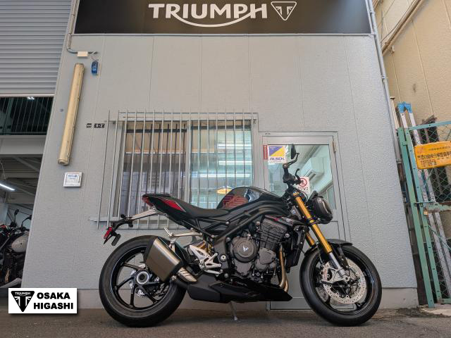 トライアンフ　スピードトリプル1200RS