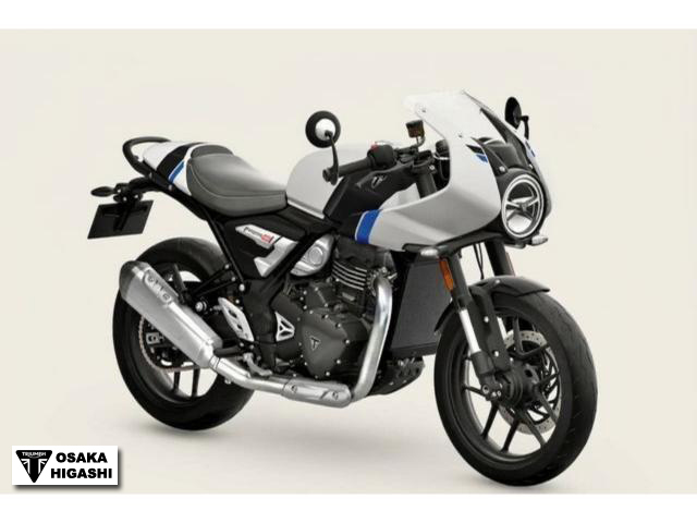 トライアンフ　スラクストン400