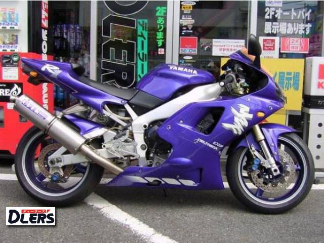 ヤマハ　YZF-R1