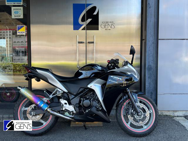 ホンダ　CBR250R