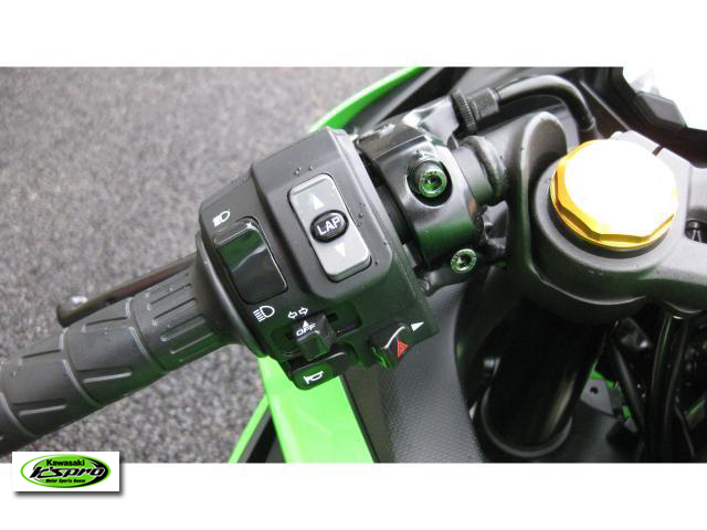 カワサキ Ninja ZX-25RR