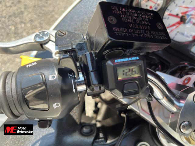 スズキ GSX1300R隼