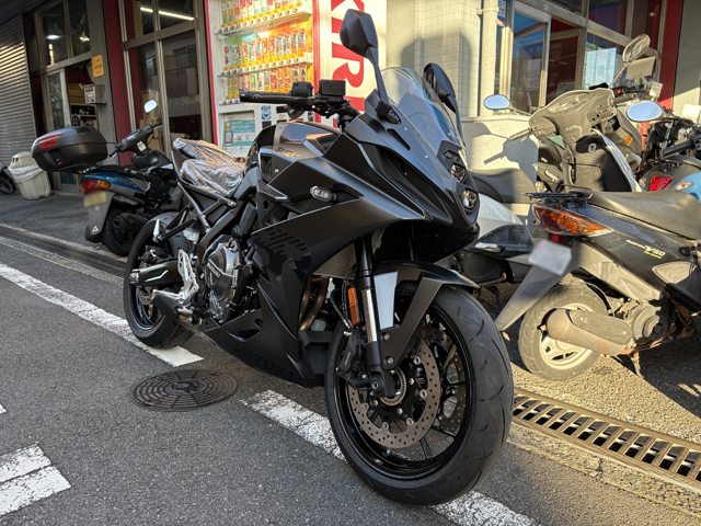 スズキ　GSX-8R