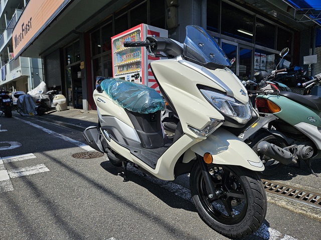 スズキ　バーグマンストリート125EX