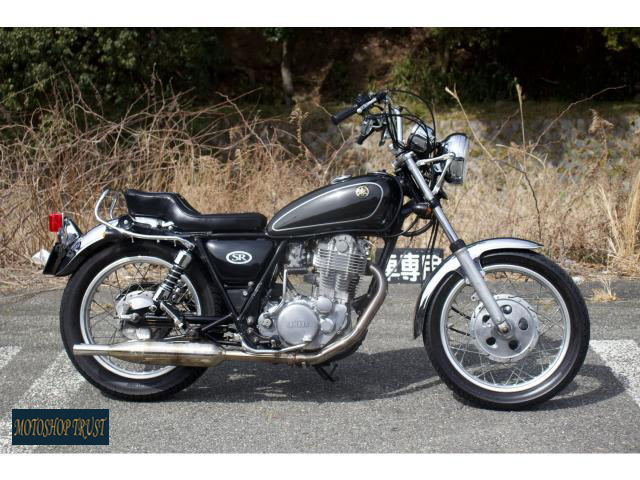 ヤマハ　SR400