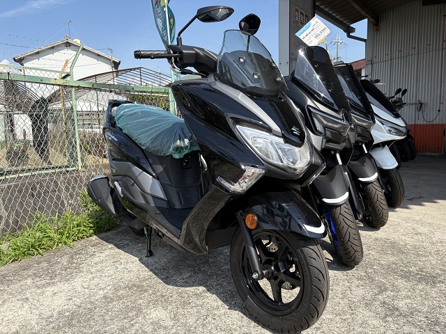 スズキ　バーグマンストリート125EX