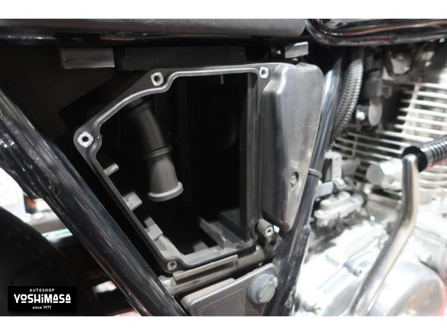 ヤマハ SR400